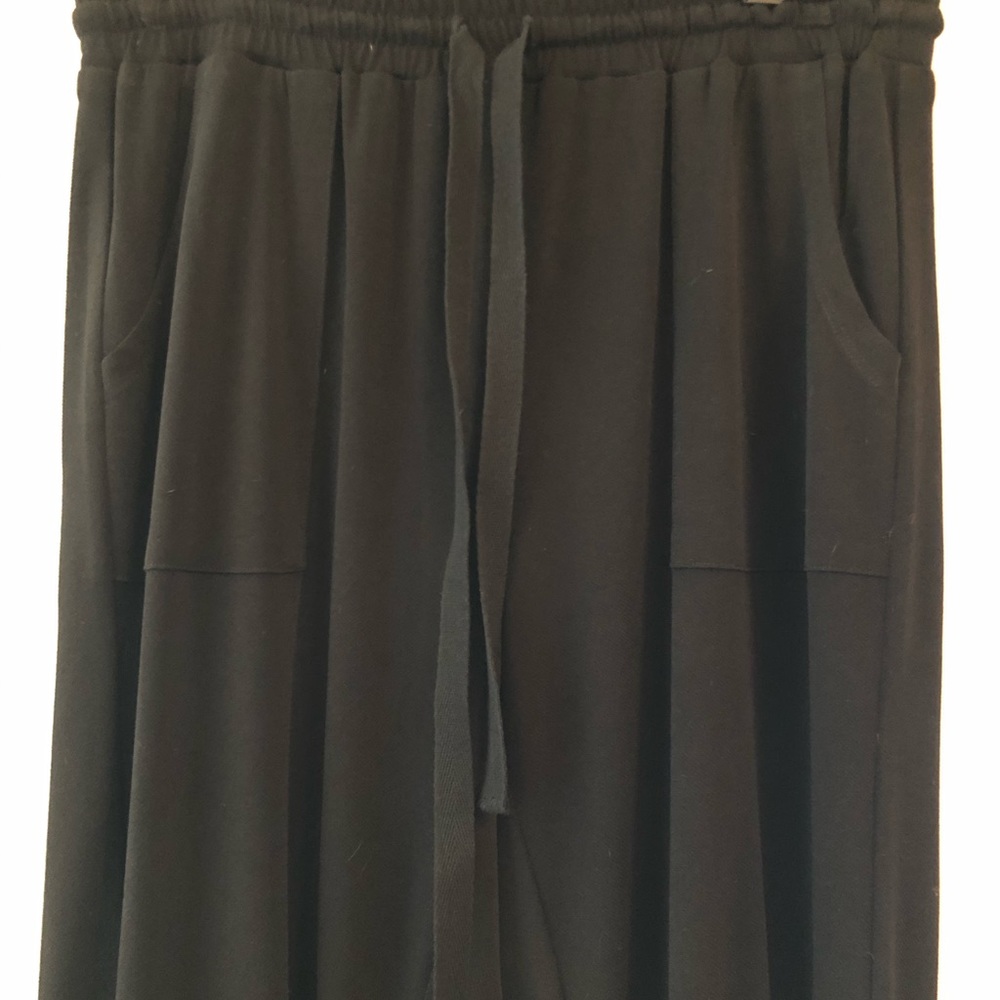 BCBGenration stretch jogger - Picture 2 of 3